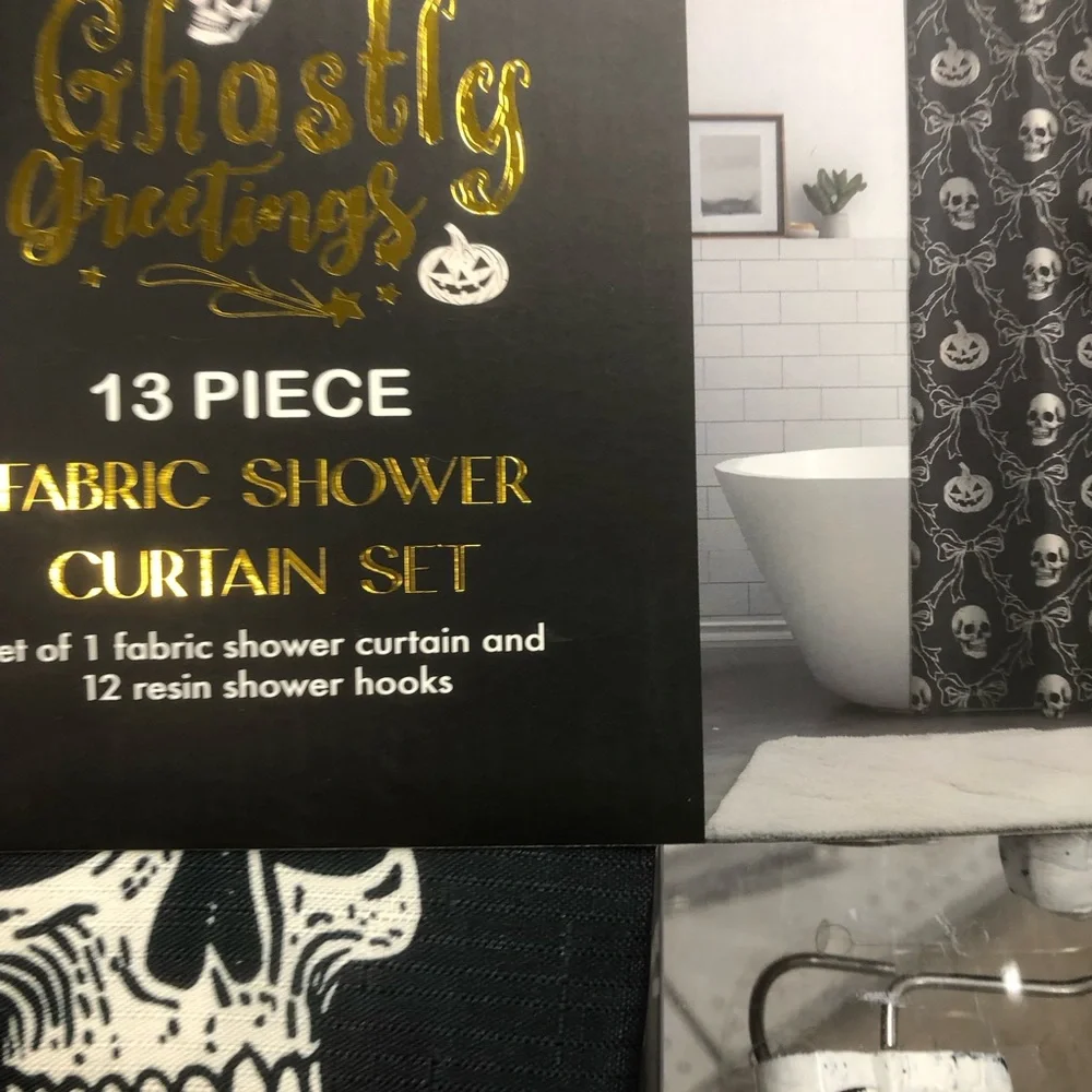 👻  Skull & Pumpkin Fabric Shower Curtain Set w/ skull shower hooks